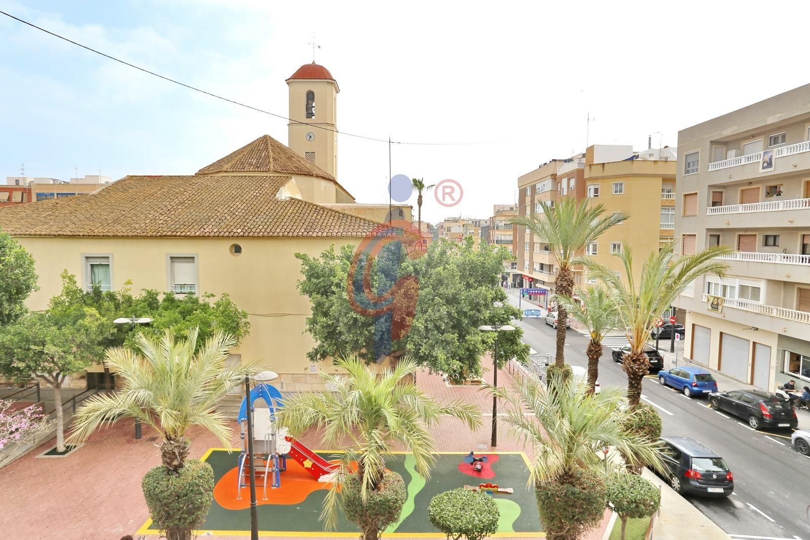 Vista exterior de Apartament en venda en Guardamar del Segura amb Terrassa