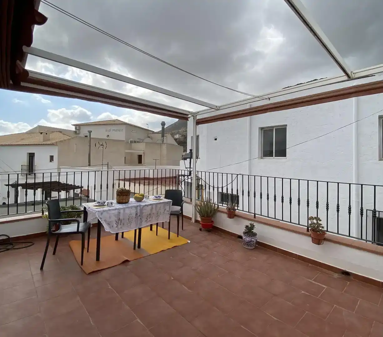 Terraza de Dúplex en venta en Lucainena de las Torres con Aire acondicionado, Parquet y Amueblado