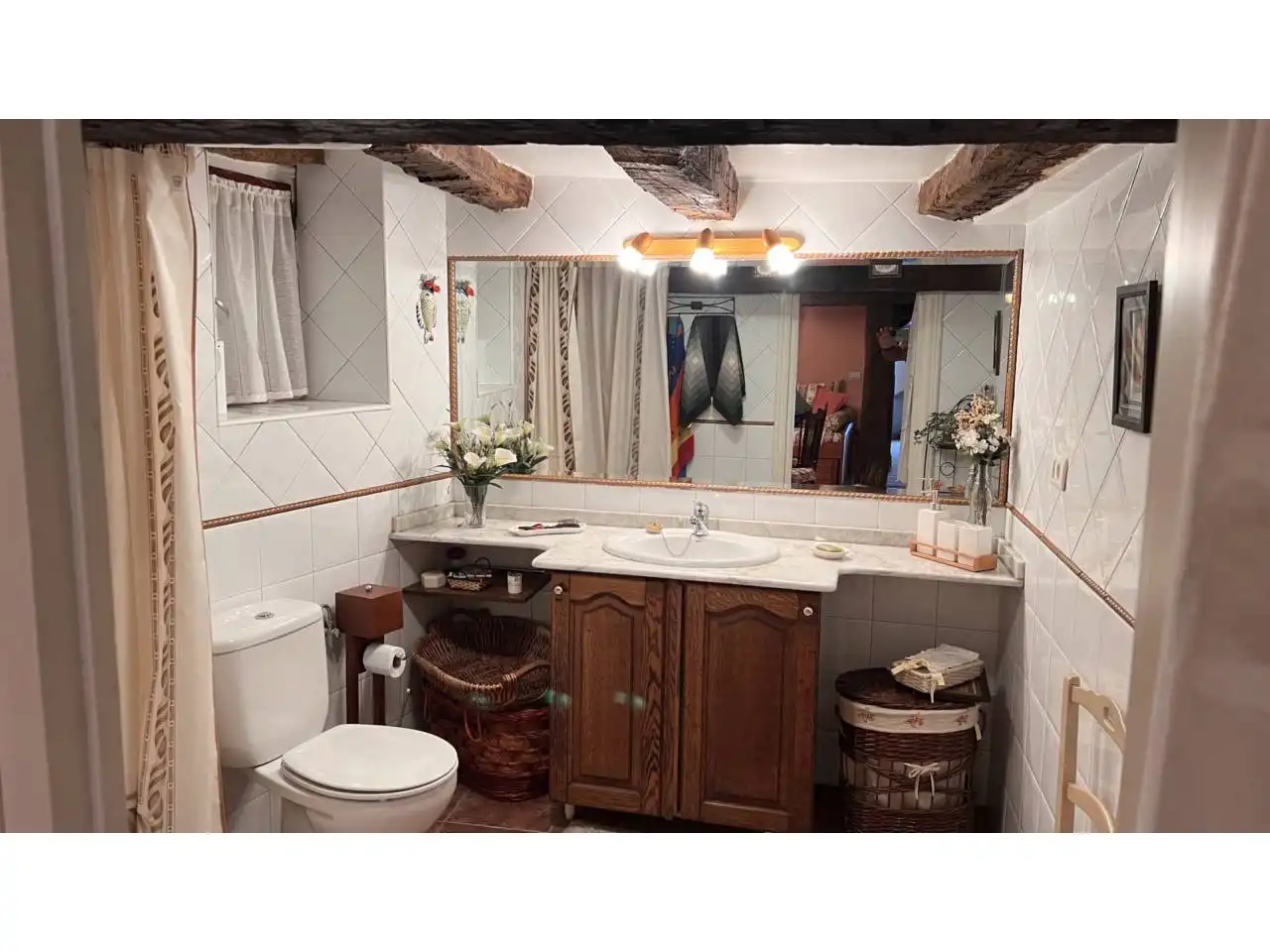 Bathroom of Detached homes for sale in Merindad de Sotoscueva  with Private garden, Terrace and Furnished