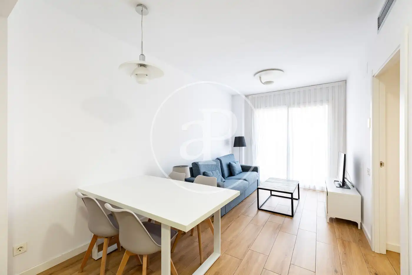 Sala de estar de Piso en venta en Barcelona con Aire acondicionado, Calefacción y Piscina comunitaria