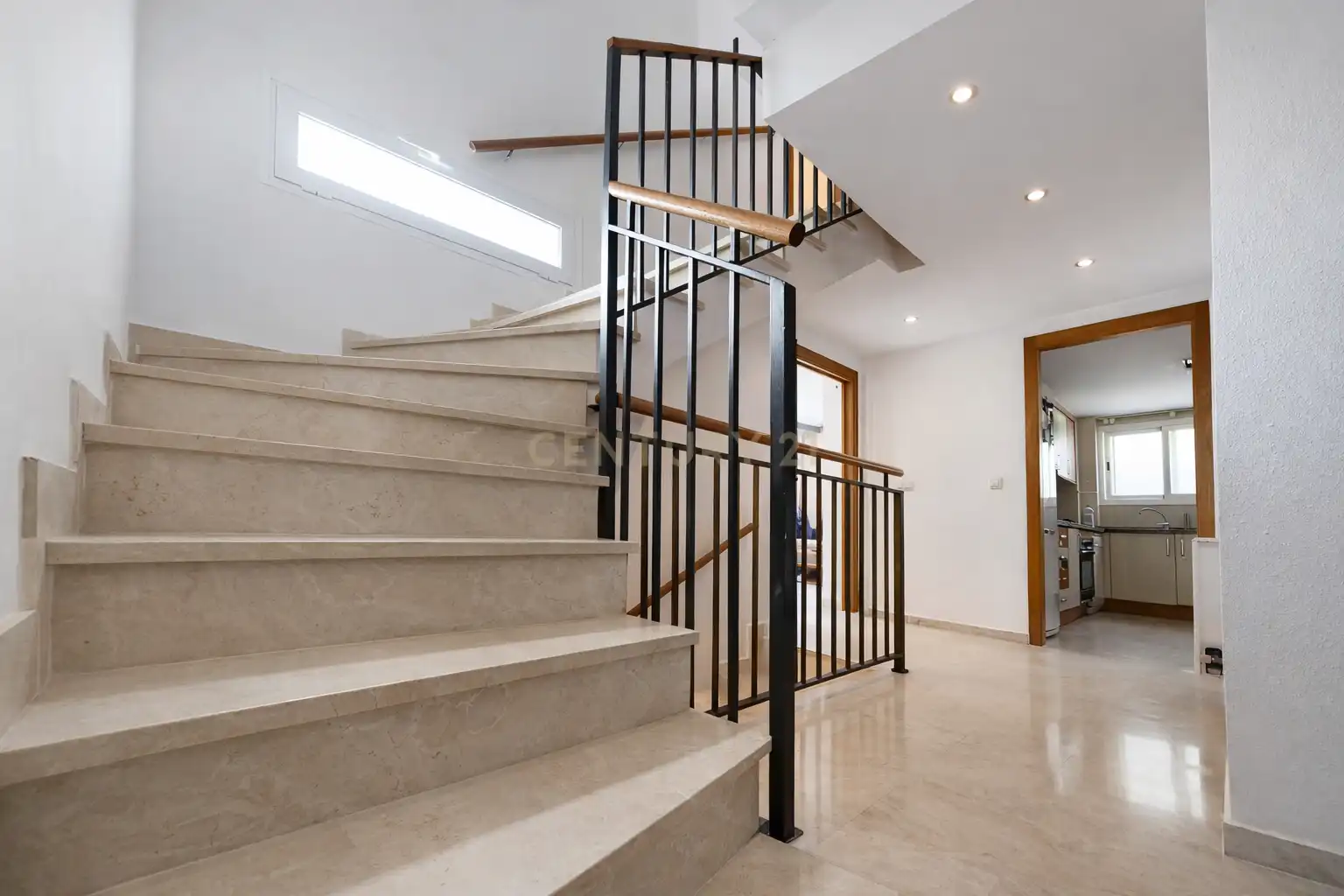 Casa adosada en venta en La Nucia con Aire acondicionado, Trastero y Horno