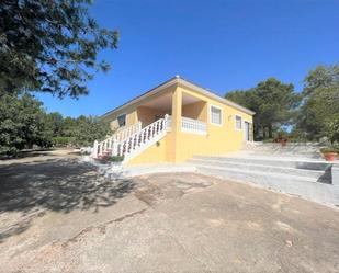 Exterior view of House or chalet for sale in Pedralba  with Terrace and Swimming Pool