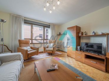 Appartement avec ascenseur à louer à Calle Virrey Abascal