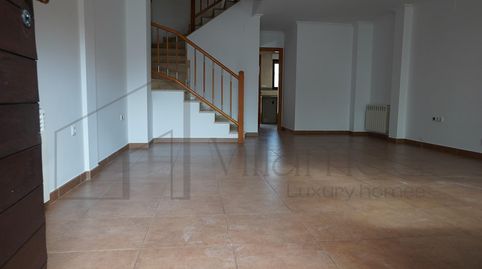 Foto 2 de Casa adosada de alquiler en Pueblo, L'Eliana