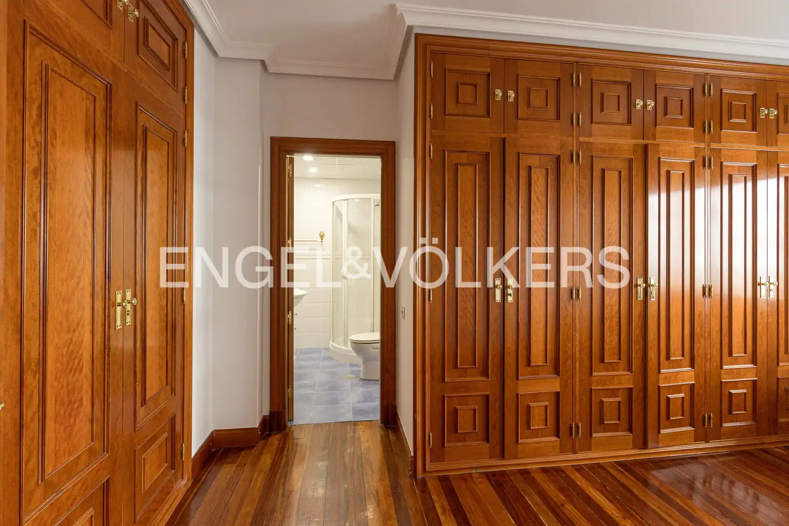 Flat for rent in Madrid  with Air Conditioner, Heating and Private garden