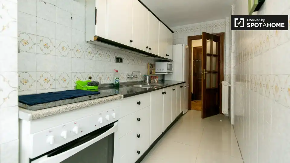 Room in Parque Nueva Granada