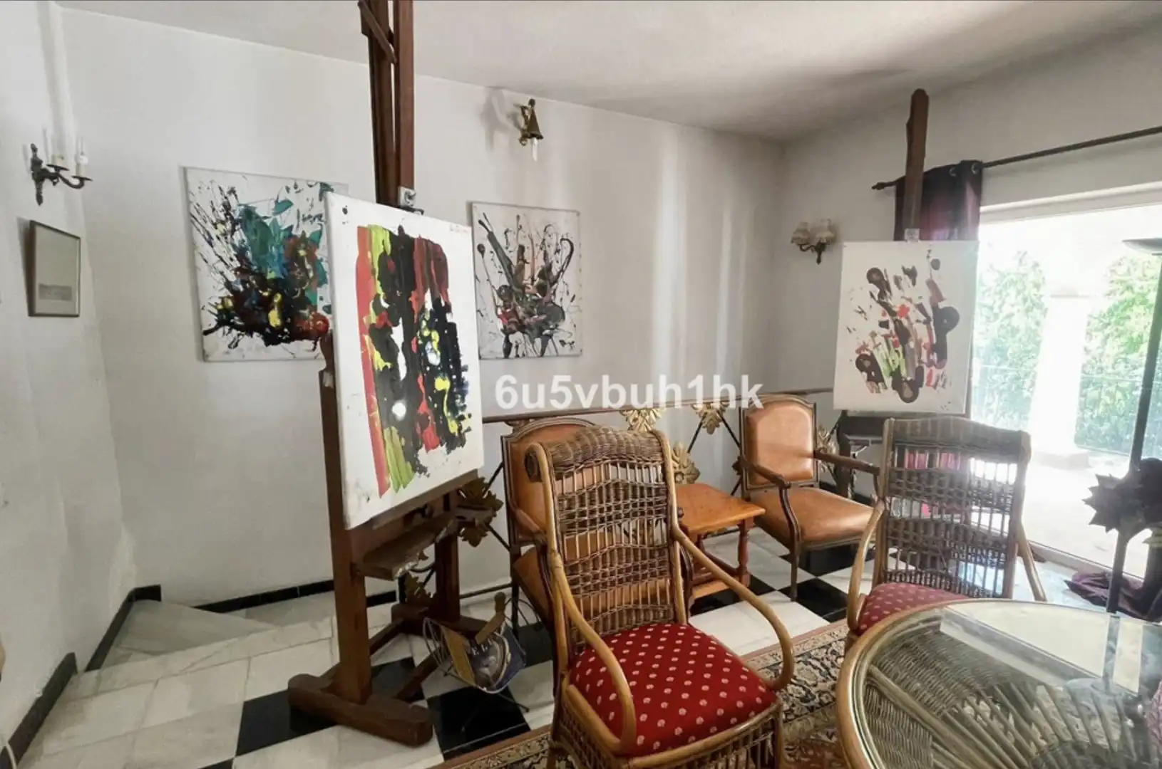 Chalet con piscina en venta en Calle Hungria 30B, imagen 4