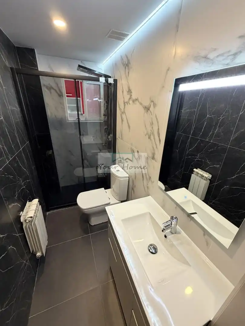 Baño de Planta baja en venta en Torrejón de Ardoz con Aire acondicionado y Calefacción