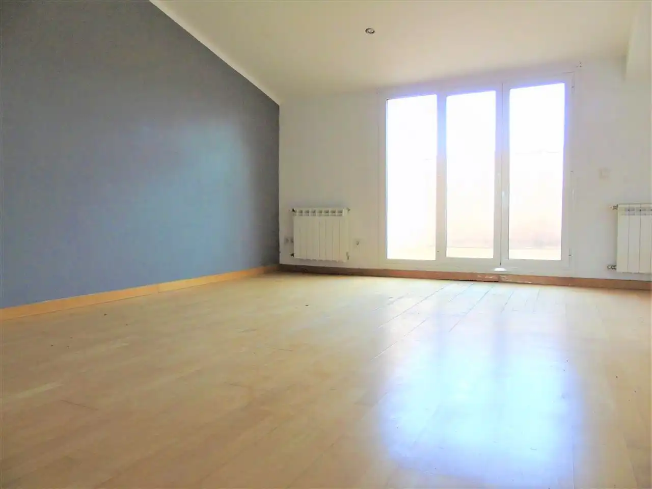 Wohnzimmer von Maisonette zum Verkauf in Torelló