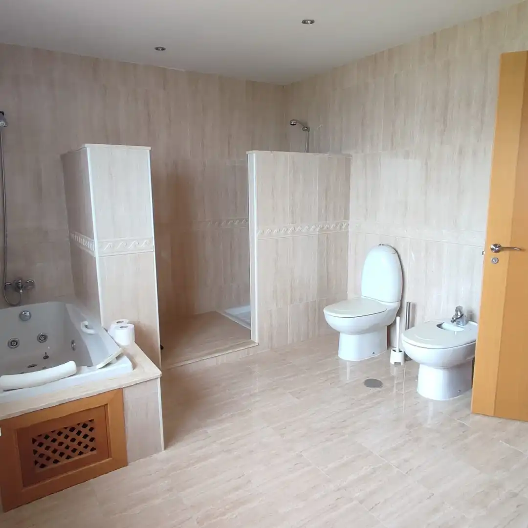 Baño de Casa o chalet en venta en Morales del Vino con Calefacción, Jardín privado y Terraza