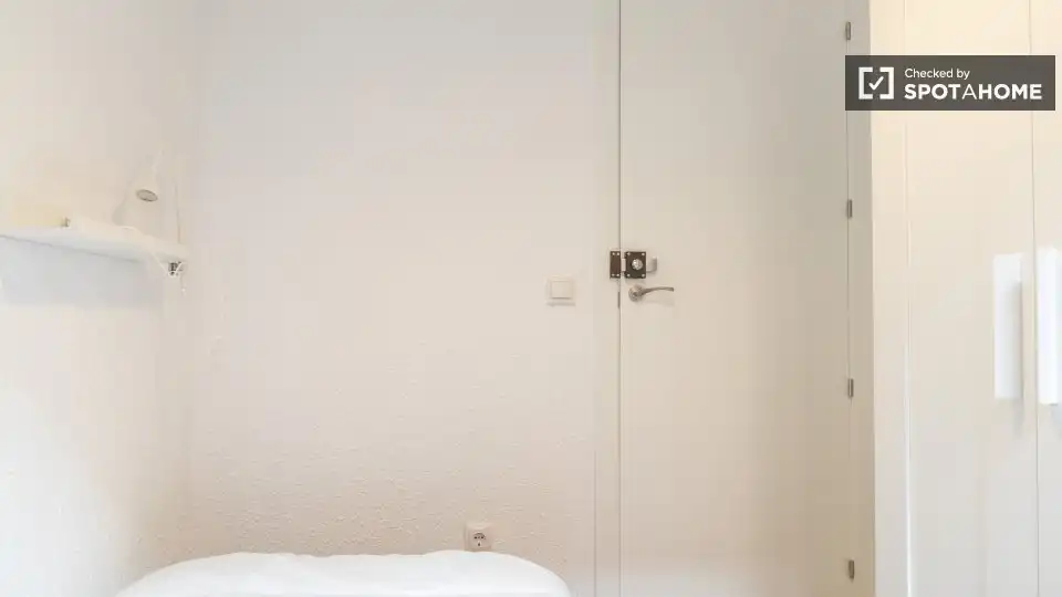 Habitación en Opañel