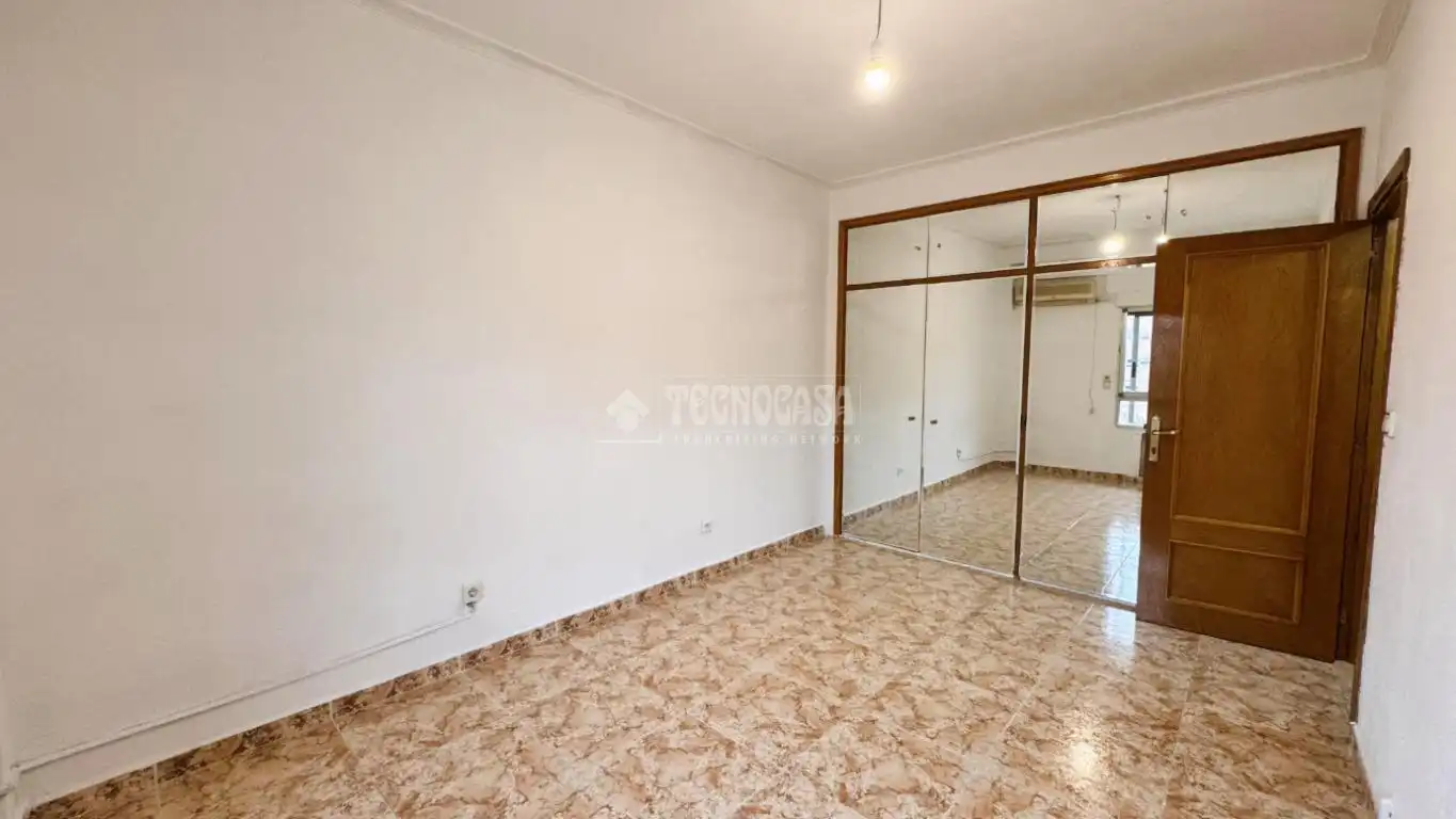 Habitación de Piso en venta en Alcobendas con Calefacción y Terraza