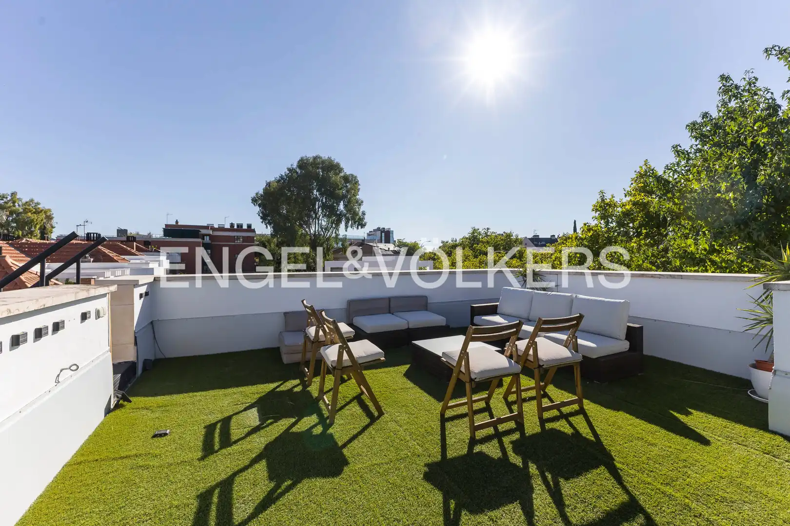 Terraza de Casa o chalet en venta en Madrid con Aire acondicionado, Calefacción y Jardín privado