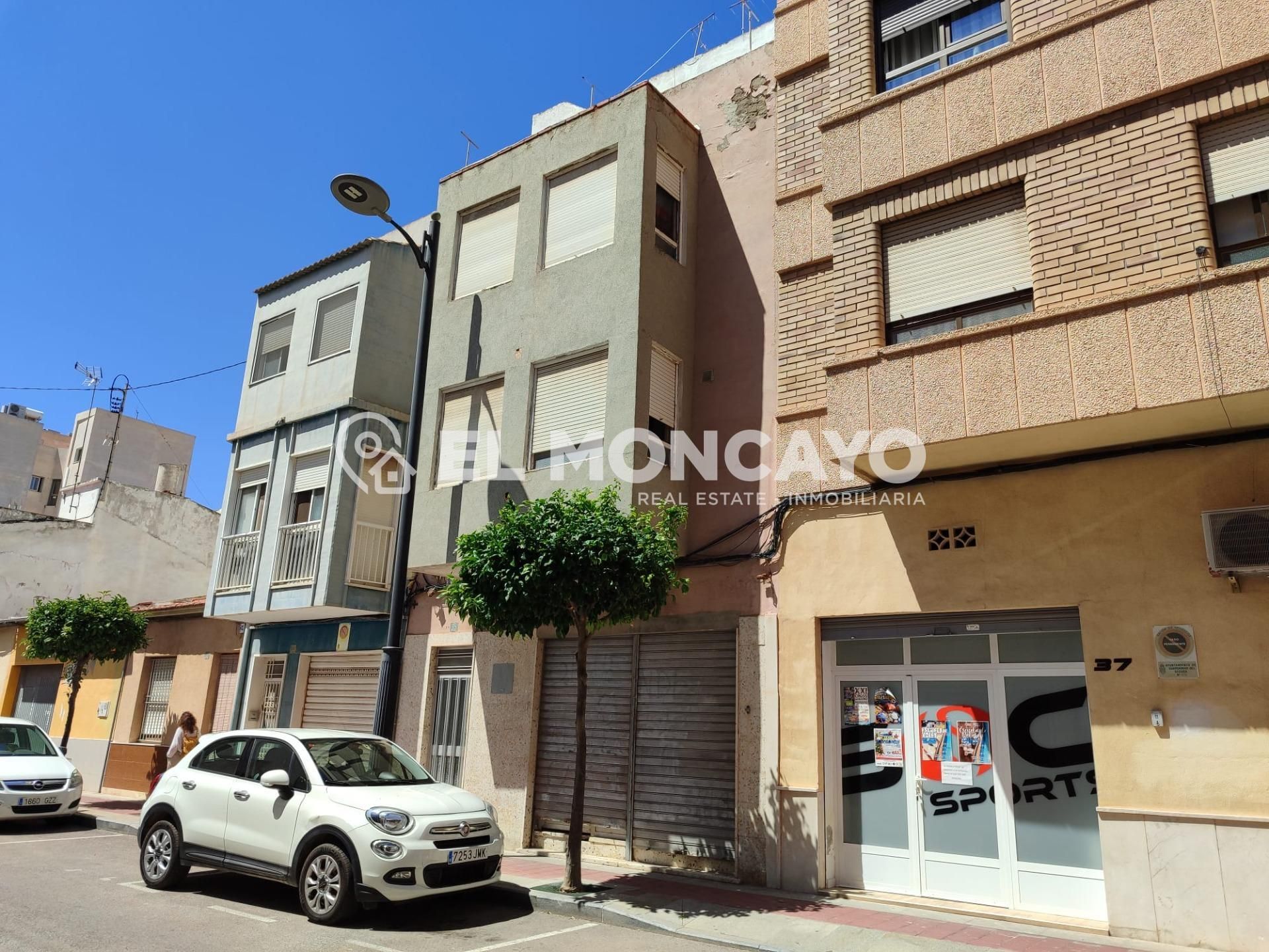 Exterior view of Building for sale in Guardamar del Segura