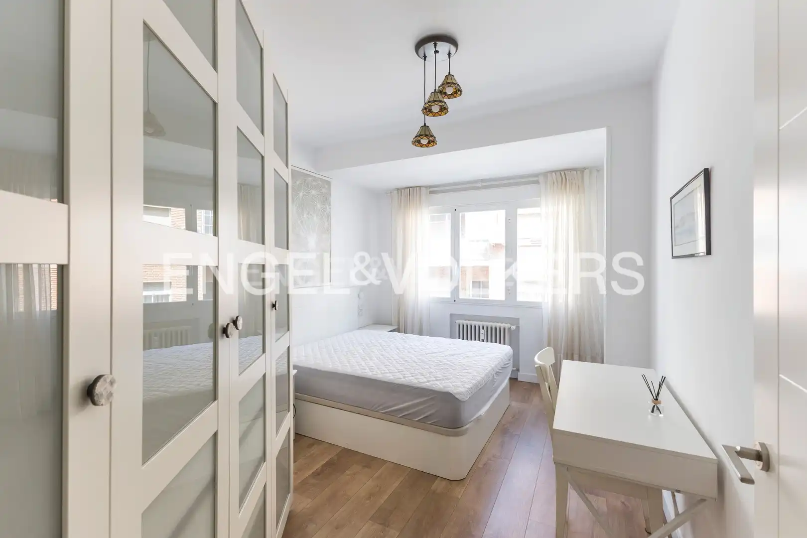 Bedroom of Flat for rent in Madrid  with Air Conditioner, Heating and Furnished