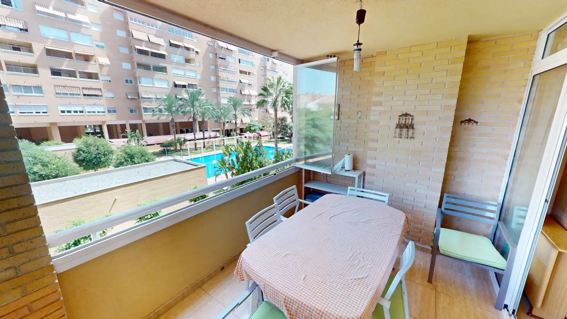 Flat with terrace for sale in Calle de Perú, imagen 3