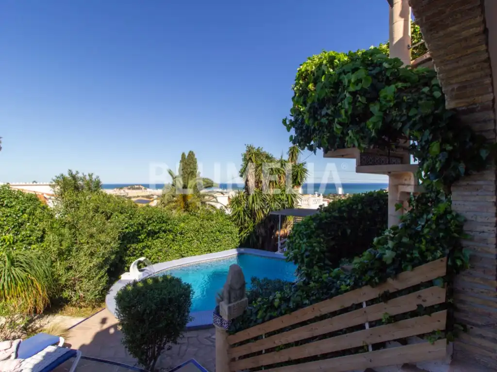 Houses for sale in Calle Plataner, El Montgó