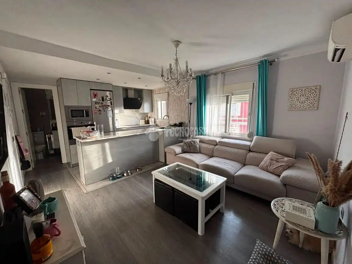 Sala de estar de Piso en venta en Málaga con Aire acondicionado, Parquet y Amueblado