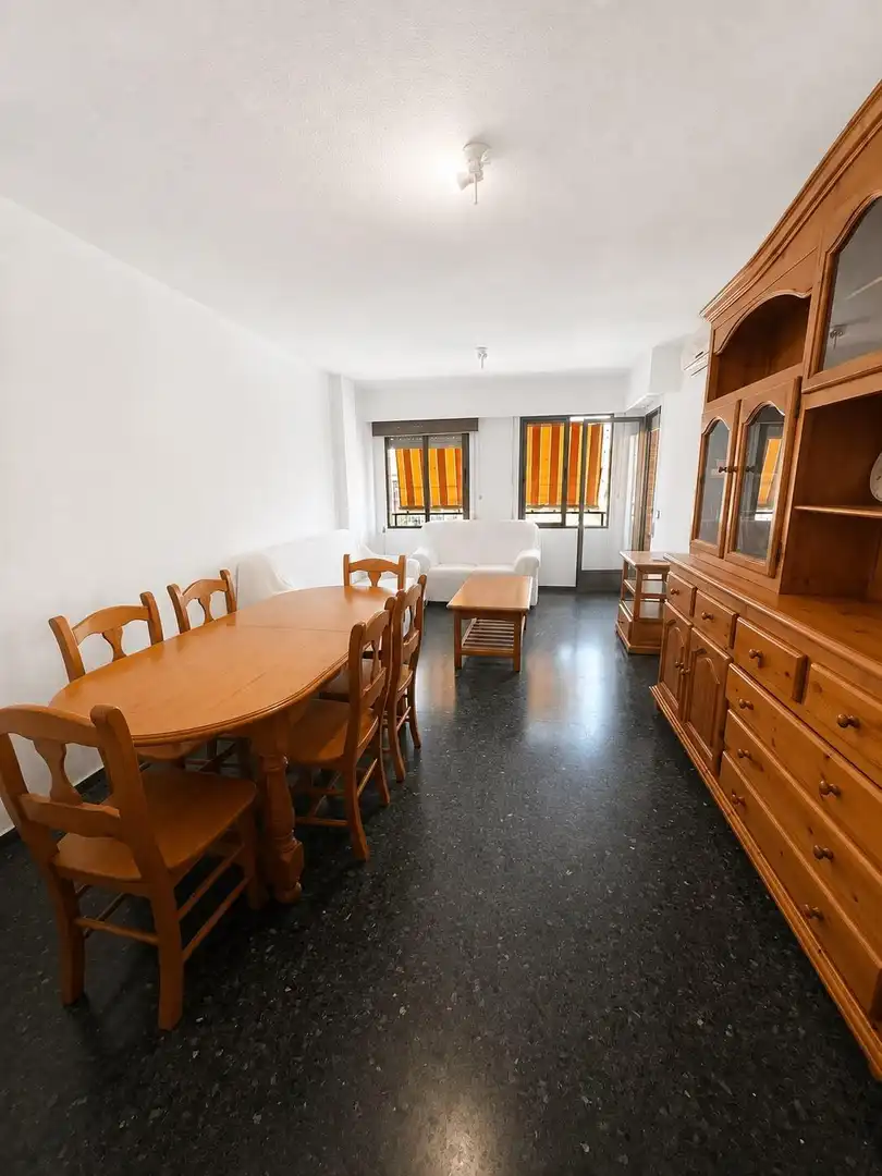Wohnung zur Miete in Plaza Plaza Xúquer, 16, La Bega Baixa - Plaza Xúquer