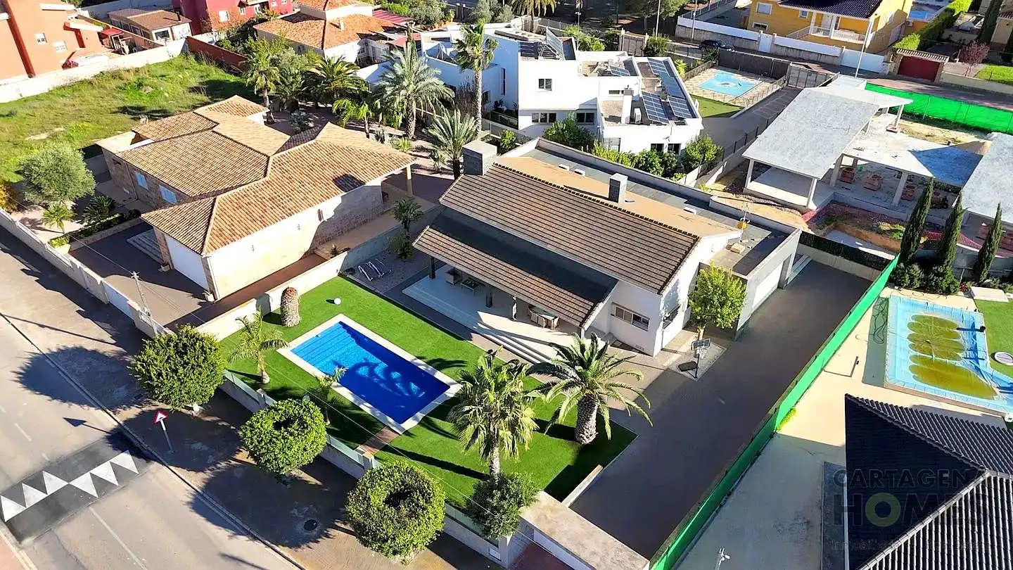 Casa con giardino in vendita a Loma Farías 23
