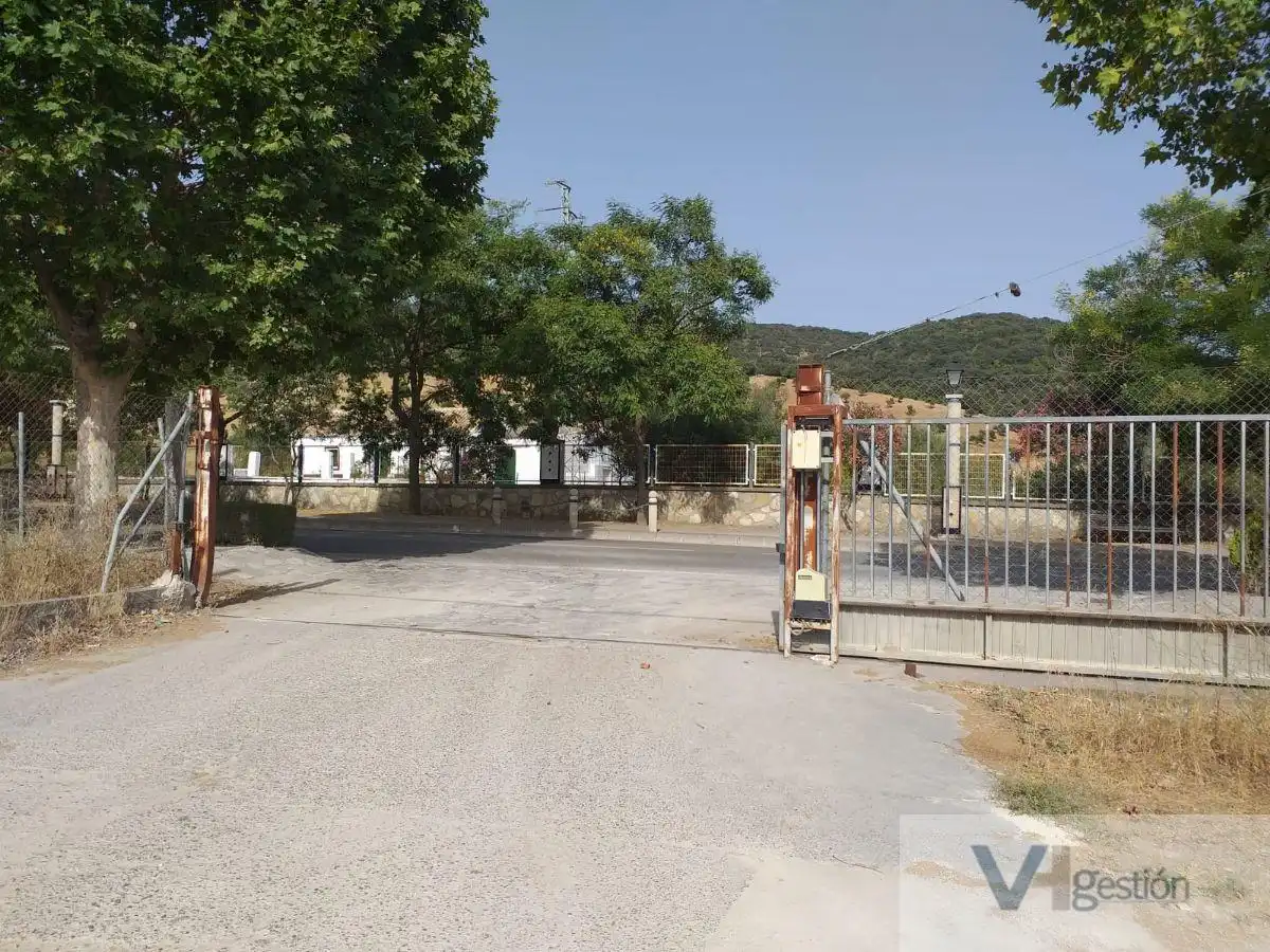 Terrenys i solars en venda a Villamartín, imagen 3