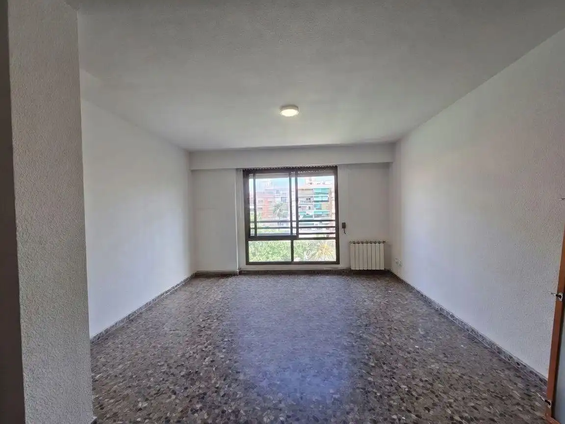 Living room of Flat for rent in Valencia  with Heating