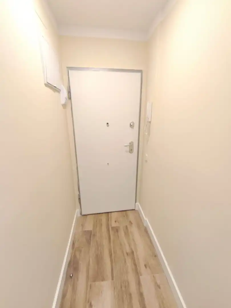 Flat for rent in Madrid  with Heating and Furnished