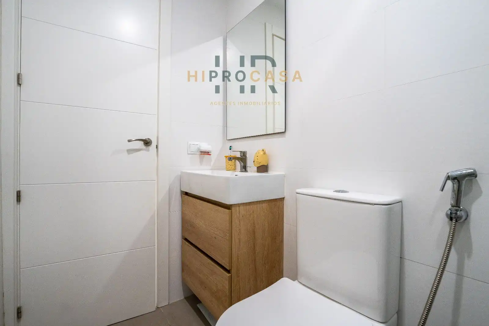 Baño de Piso en venta en Población de Arroyo con Aire acondicionado, Calefacción y Terraza