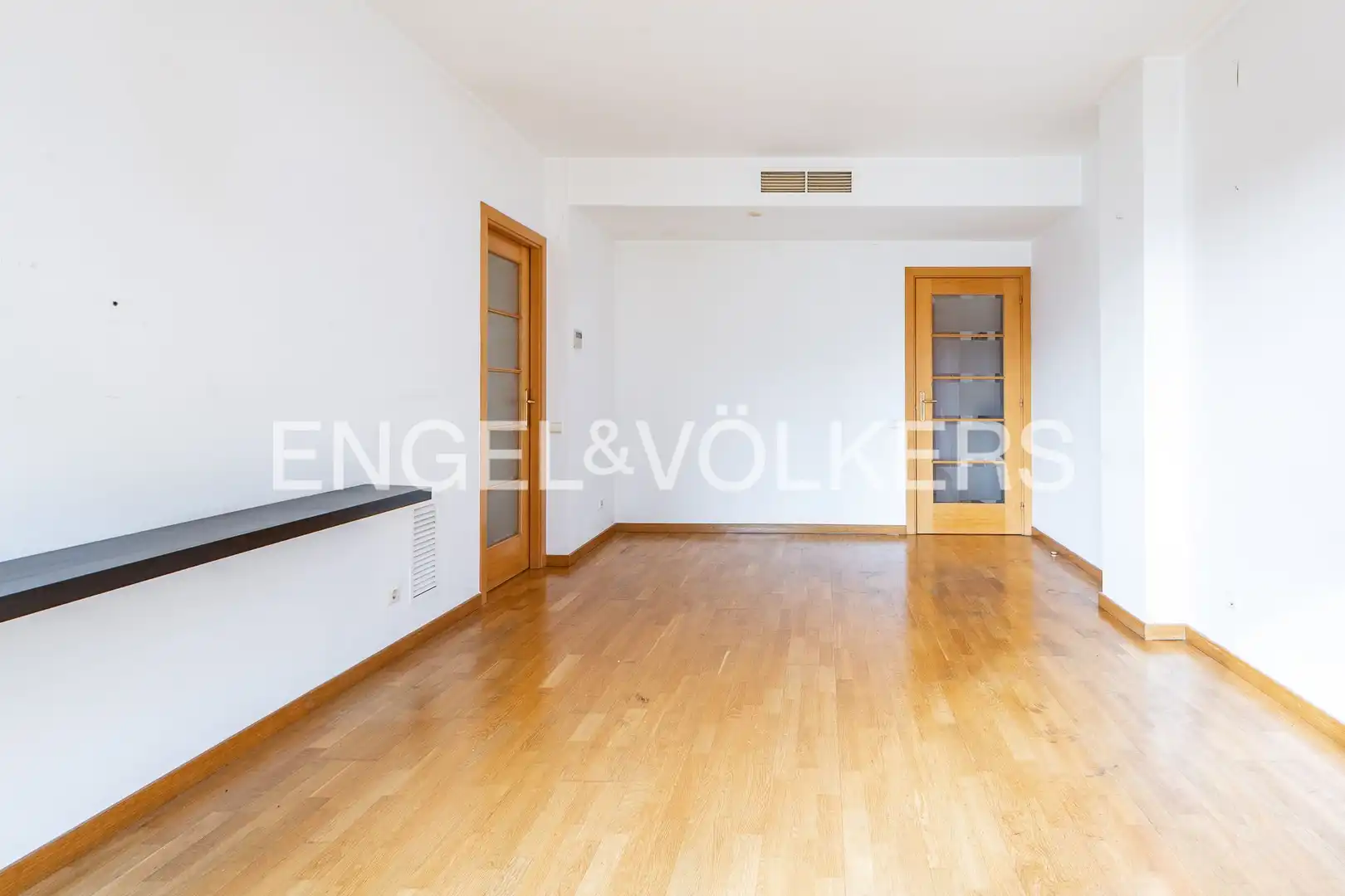 Living room of Flat for sale in Mataró  with Air Conditioner, Heating and Parquet flooring