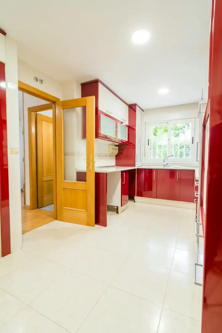 Semi-detached house for sale in Calle PINTOR JOAQUIN SOROLLA, imagen 31