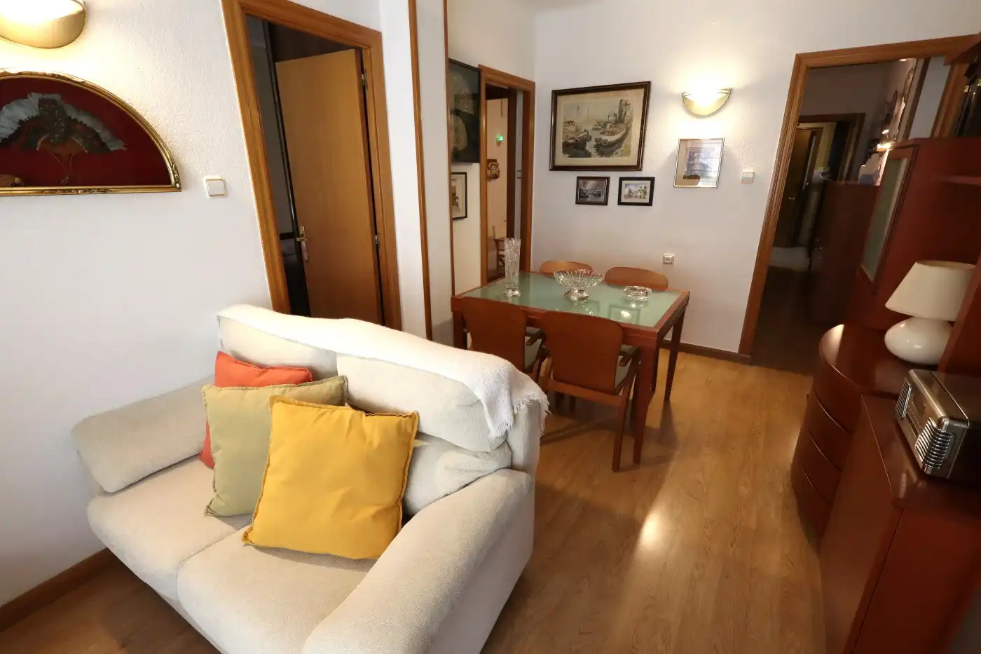 Sala d'estar de Pis en venda en Barcelona amb Balcó