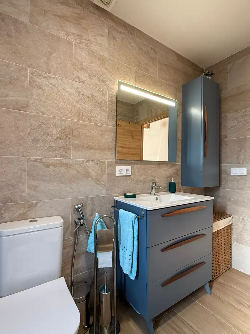 Bathroom of Houses for rent in Ferrol  with Private garden, Terrace and Furnished