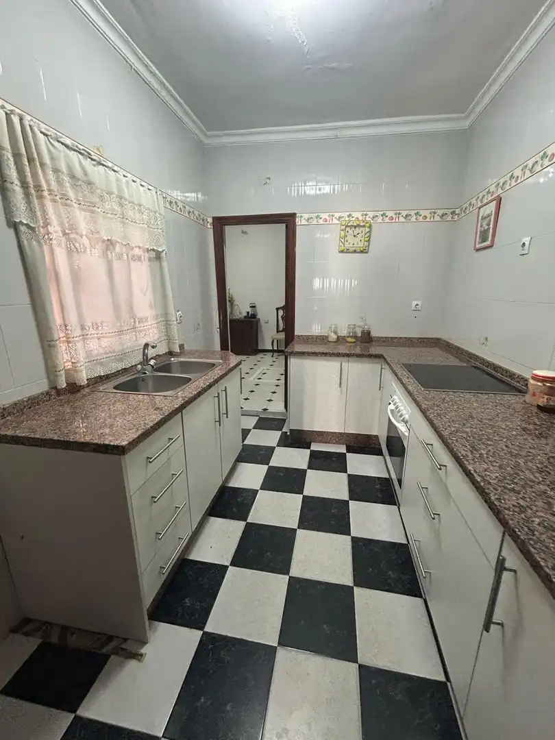 Kitchen of Houses for sale in Utrera