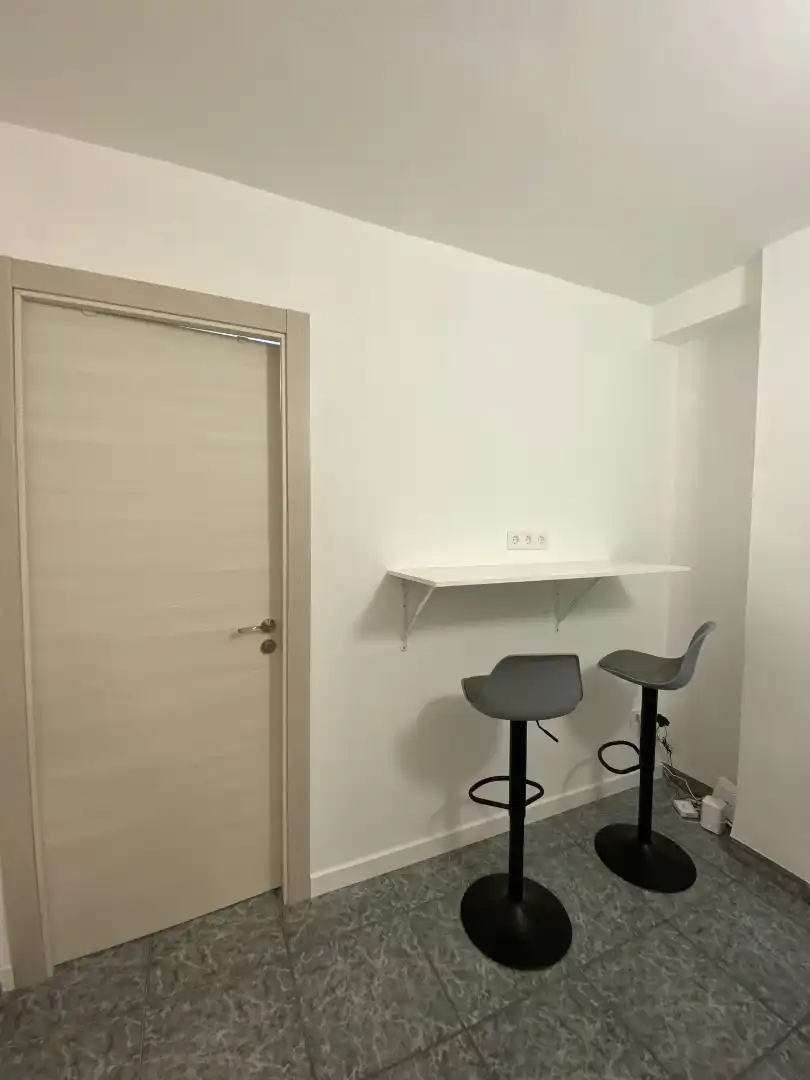 Apartament per a compartir en Valencia amb Aire condicionat, Moblat i Forn