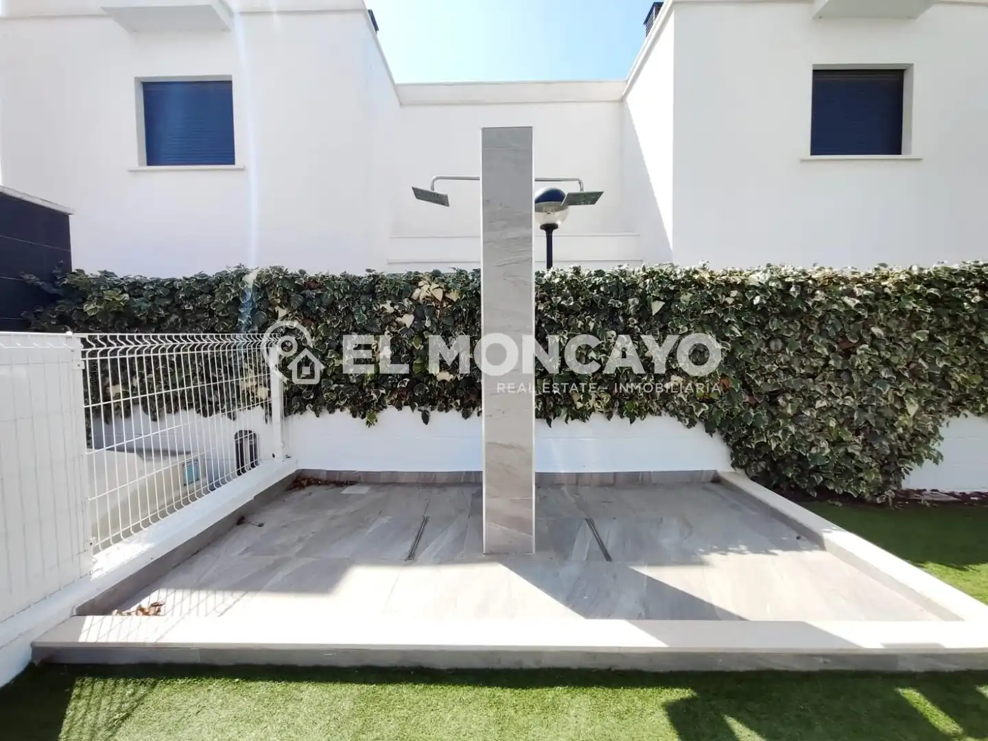 Terrassa de Casa adosada en venda en Orihuela amb Aire condicionat, Calefacció i Jardí privat