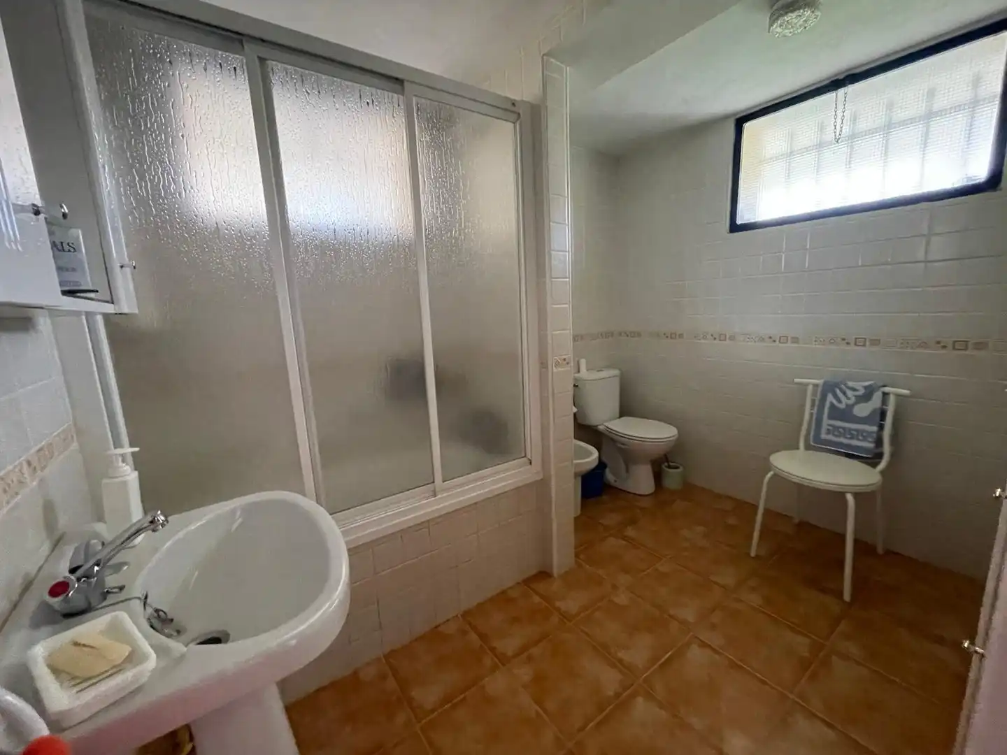 Bathroom of Houses for sale in Trujillo  with Air Conditioner, Heating and Storage room