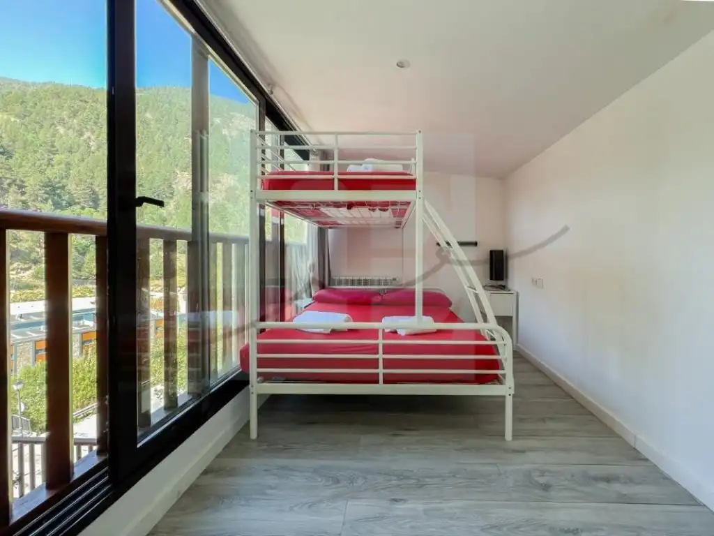Àtic de 5 habitacions de lloguer de temporada a L'Aldosa, Canillo · 5 de 17