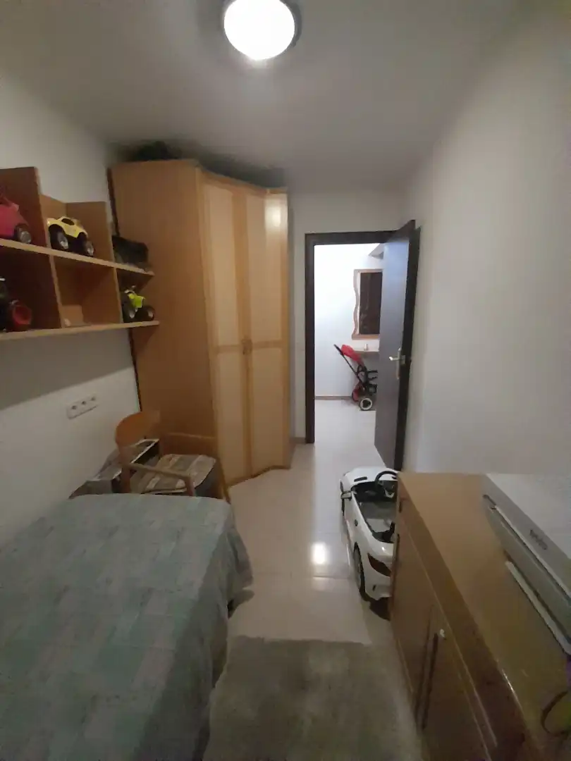 Habitación de Piso en venta en L'Hospitalet de Llobregat con Balcón