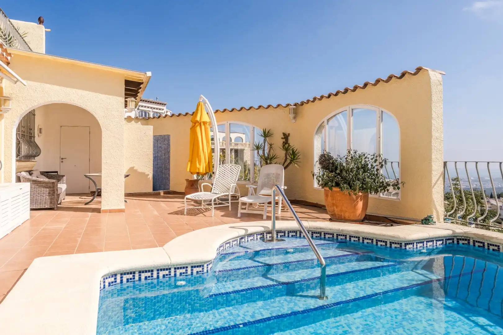 Swimming pool of Houses for sale in Dénia  with Air Conditioner, Heating and Private garden
