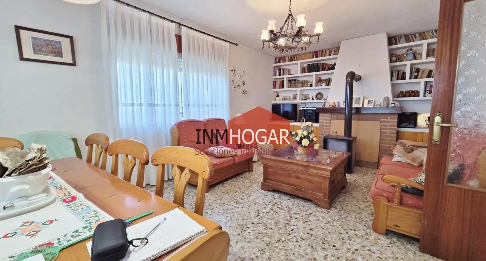 Sala de estar de Casa o chalet en venta en Fontiveros con Jardín privado y Amueblado