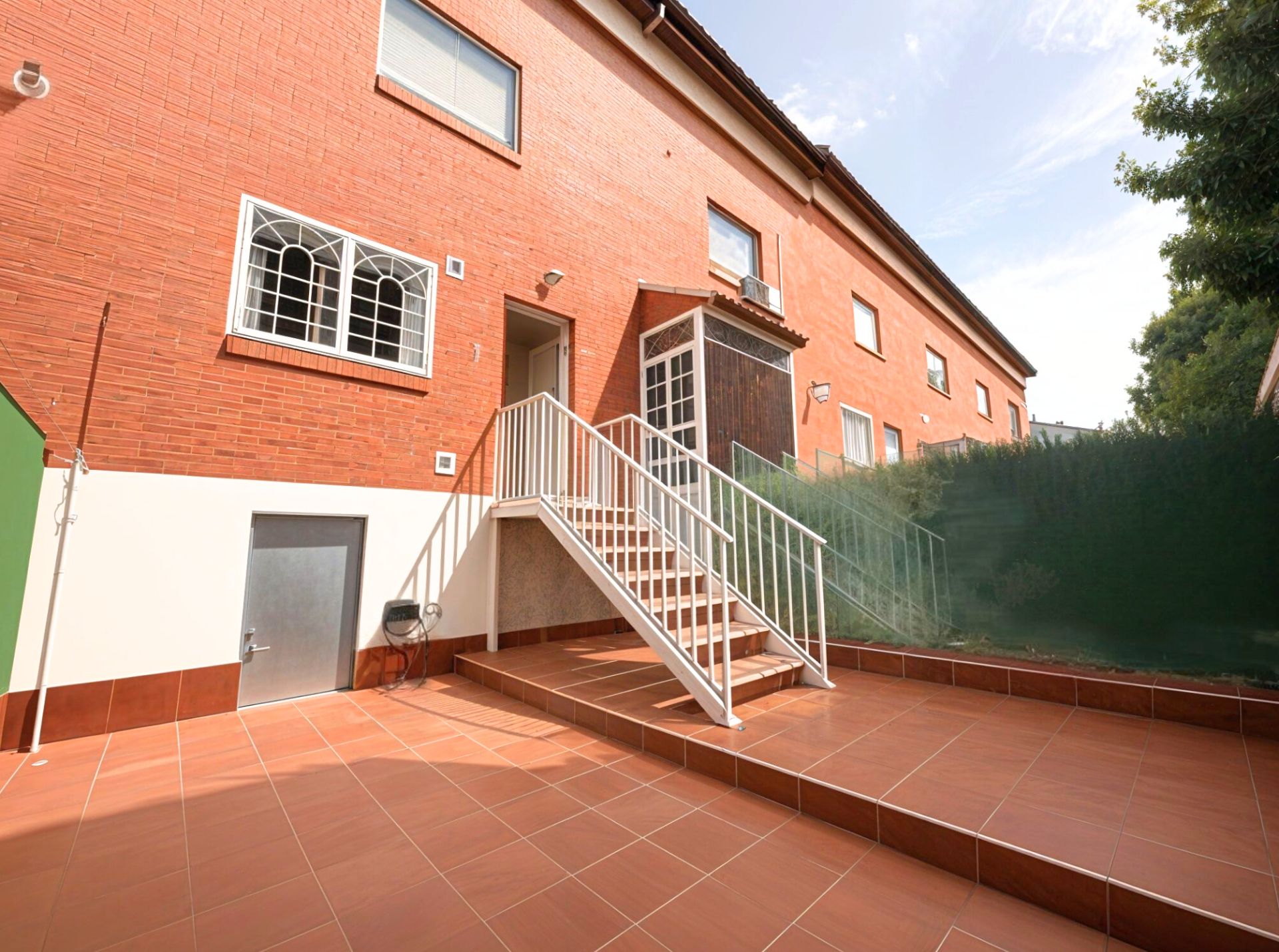 Exterior view of House or chalet for sale in Daganzo de Arriba  with Heating, Private garden and Terrace