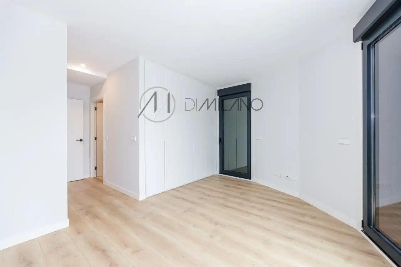 Habitación de Ático en venta en Vigo  con Calefacción, Terraza y Piscina
