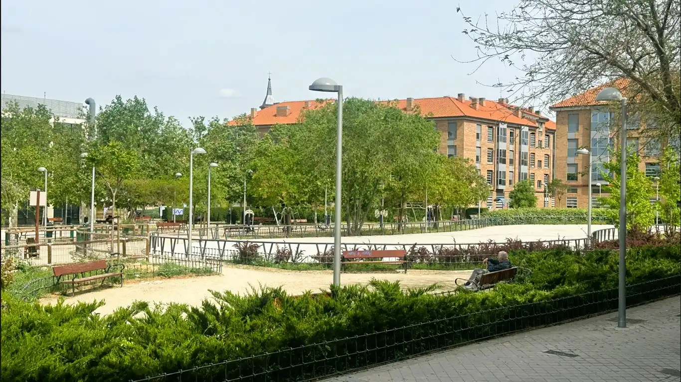 Exterior view of Flat for sale in Madrid  with Air Conditioner, Heating and Oven