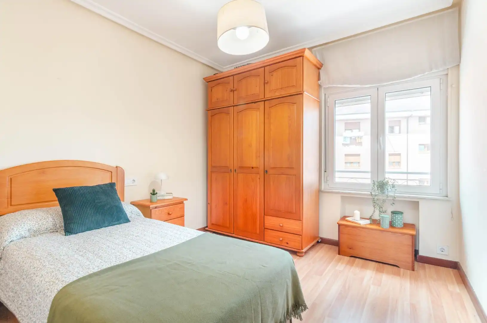 Bedroom of Flat for sale in Noreña  with Heating, Storage room and Furnished