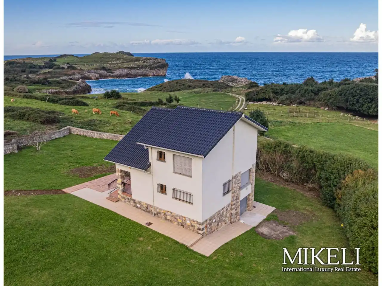 Houses for sale in Llanes  with Heating, Private garden and Terrace