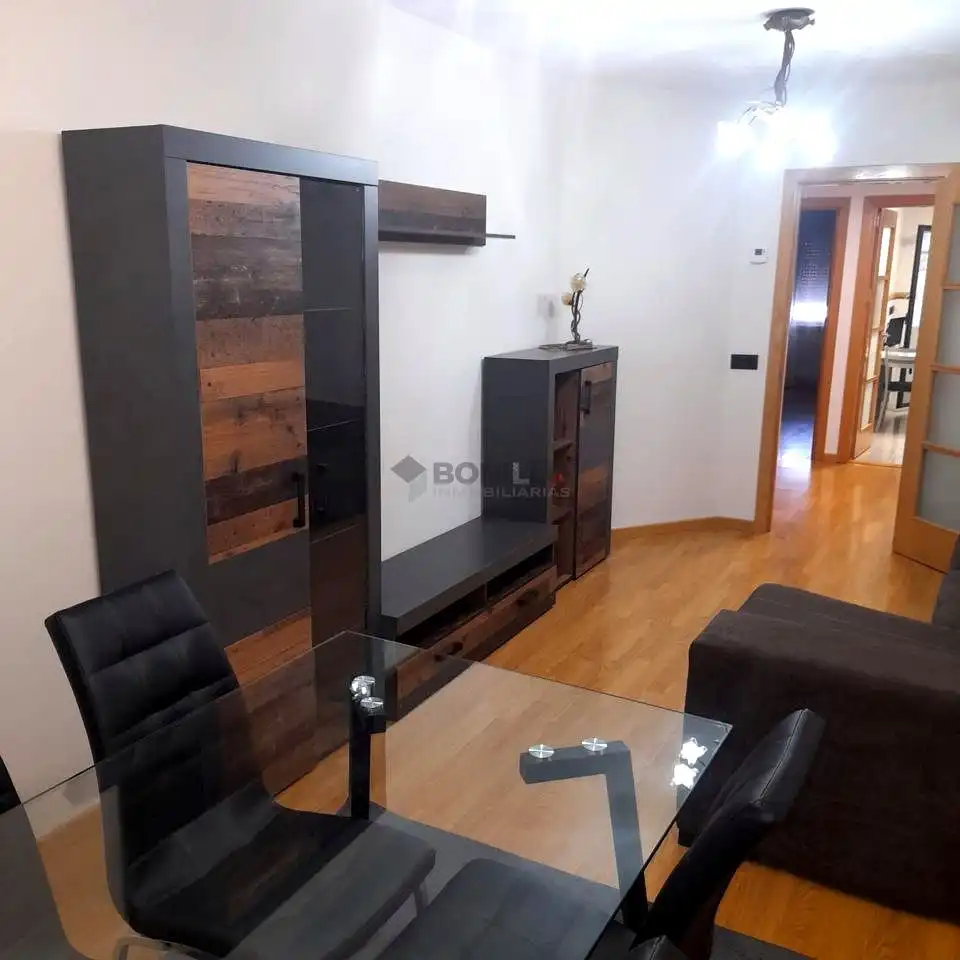 Living room of Flat for rent in La Puebla de Valverde  with Heating, Parquet flooring and Furnished