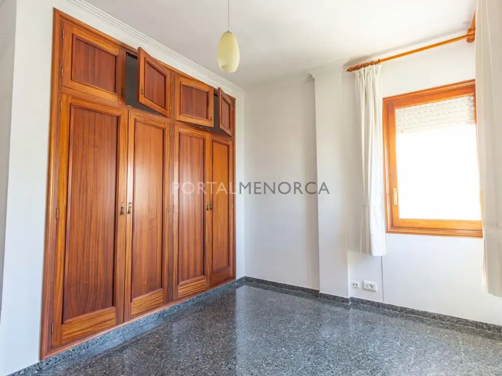 Habitación de Piso en venta en Maó - Mahón con Terraza y Balcón