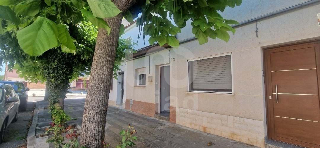 Exterior view of House or chalet for sale in Gimenells i el Pla de la Font  with Heating