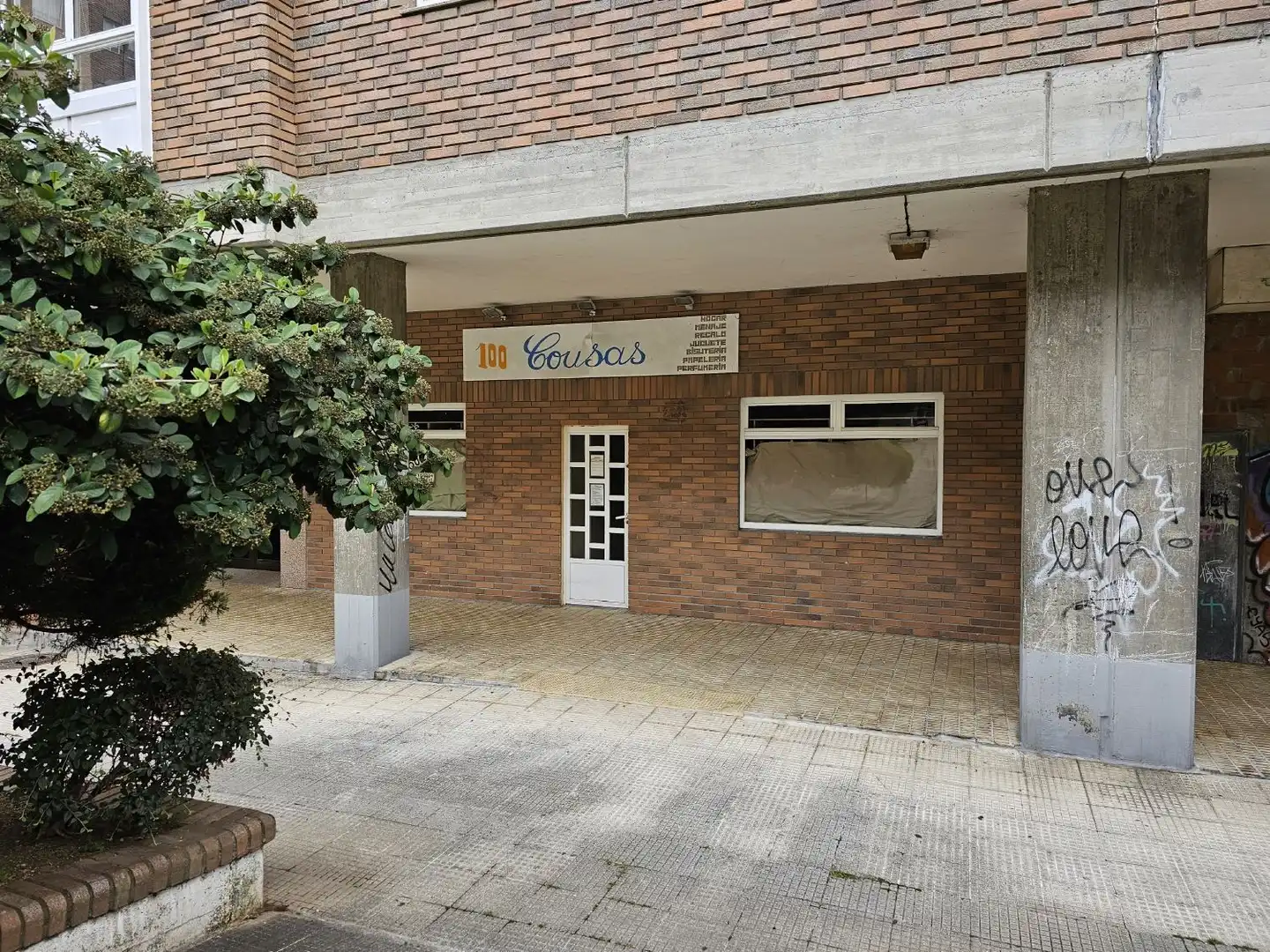 Local commercial à louer à Portádego - Vilaboa Norte