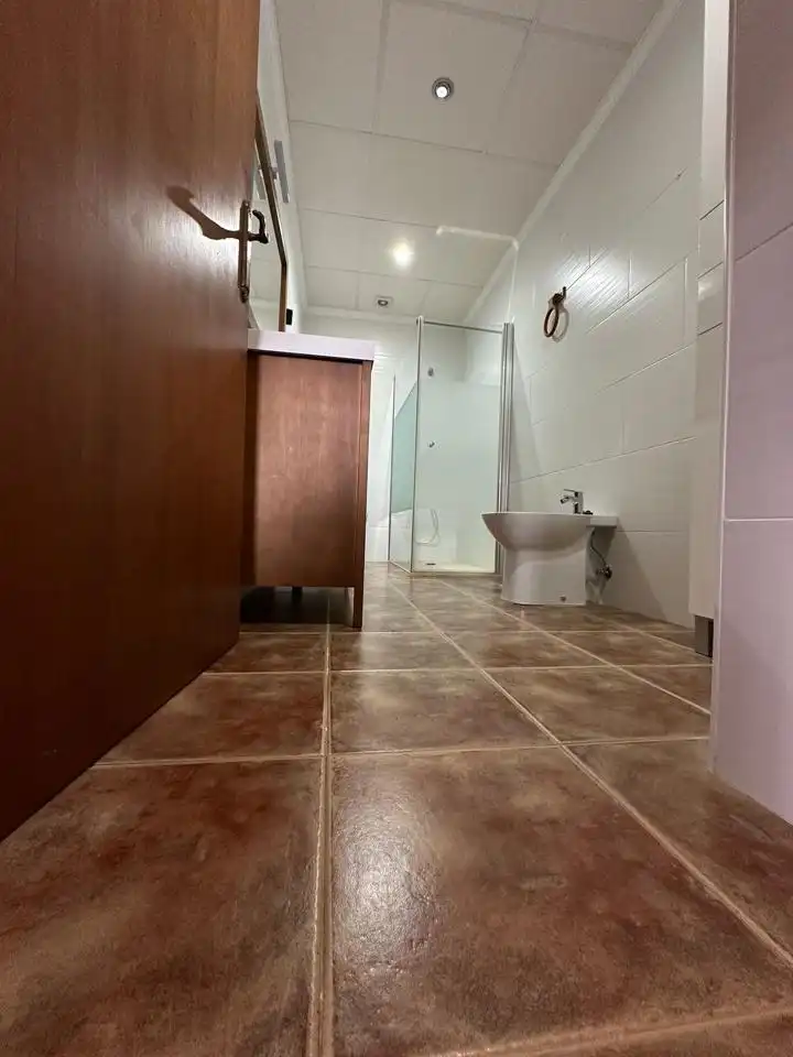 Bany de Casa o xalet en venda en Cuevas del Campo amb Aire condicionat, Jardí privat i Traster